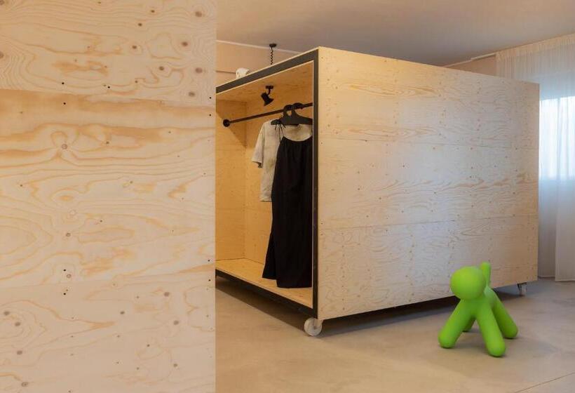 סוויטה משפחתית, Ecosuites