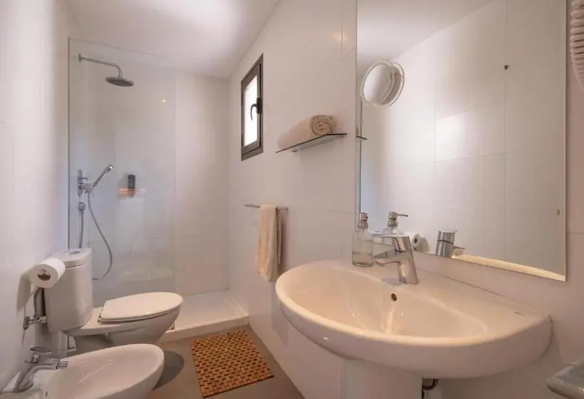 スタンダードルーム, Hostal Aigua Clara