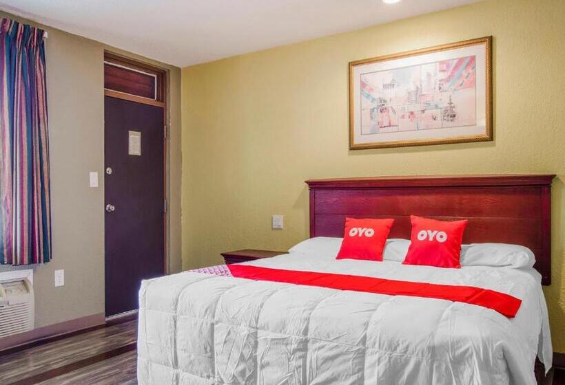 キングサイズベッドのスタンダードルーム, Oyo Superior Budget Inn Bartow