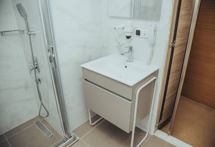 اتاق استاندارد, Atlas