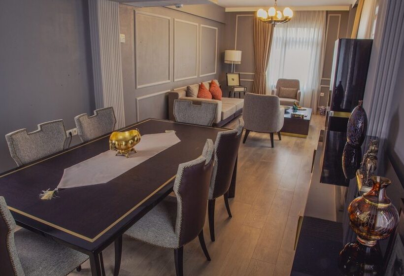 سوئیت با تخت بزرگ, Atlas