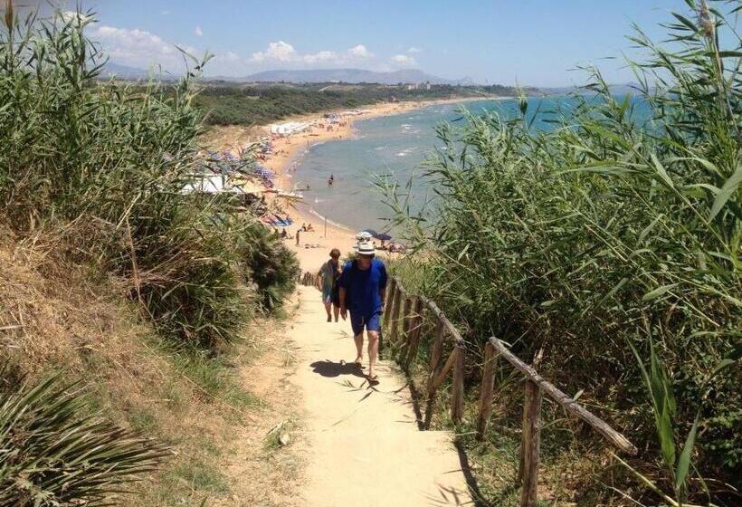 Номер Стандарт с Балконом, La Terrazza Sul Mar Mediterraneo