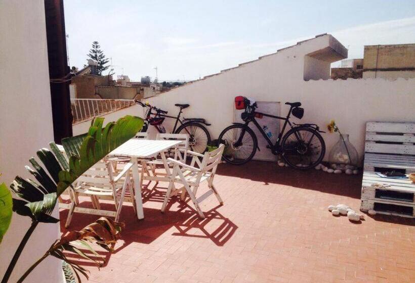 Номер Стандарт с Балконом, La Terrazza Sul Mar Mediterraneo