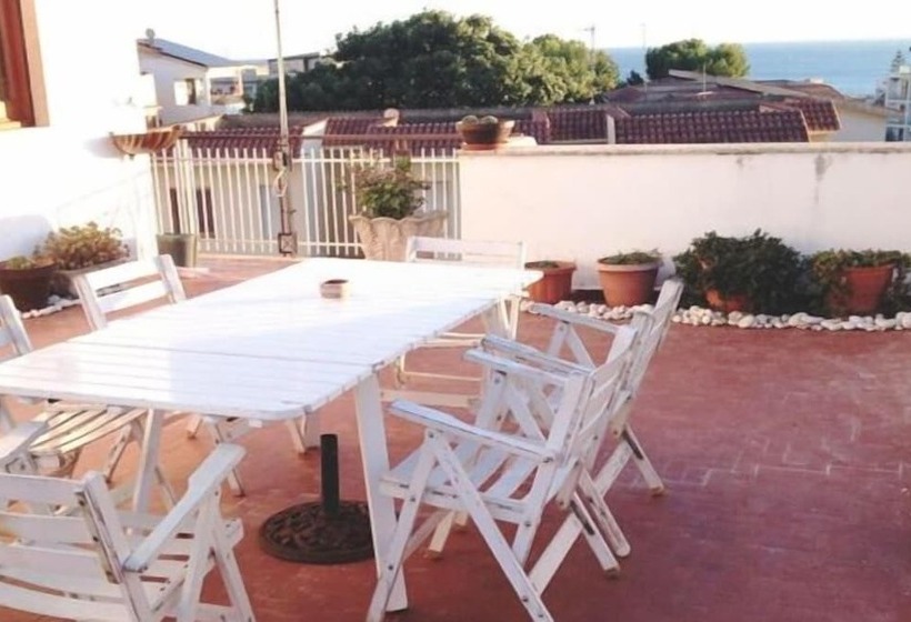 Номер Стандарт Вид на Море с Балконом, La Terrazza Sul Mar Mediterraneo
