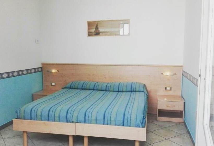 スタンダードルーム, La Caravella