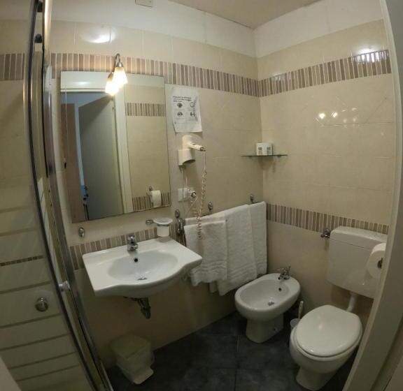 スタンダードルーム, La Caravella