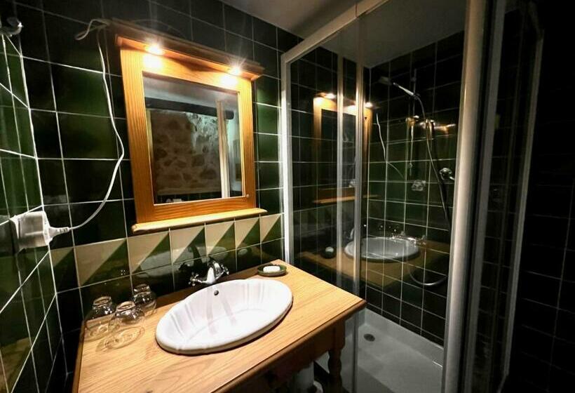 套房带园景, Mas Lo Faix