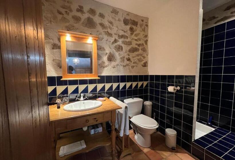 标准间, Mas Lo Faix