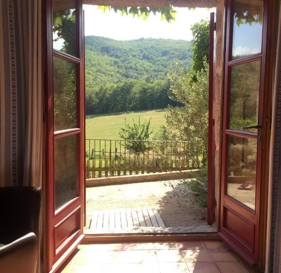 带露台的套间, Mas Lo Faix