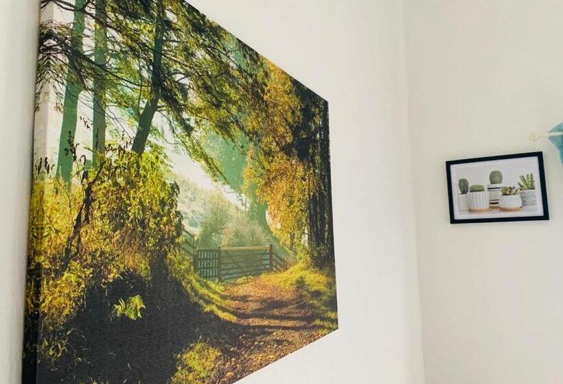 اتاق استاندارد با چشمانداز دریا, Four Oaks