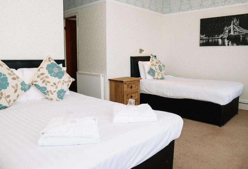 اتاق استاندارد با چشمانداز دریا, Four Oaks