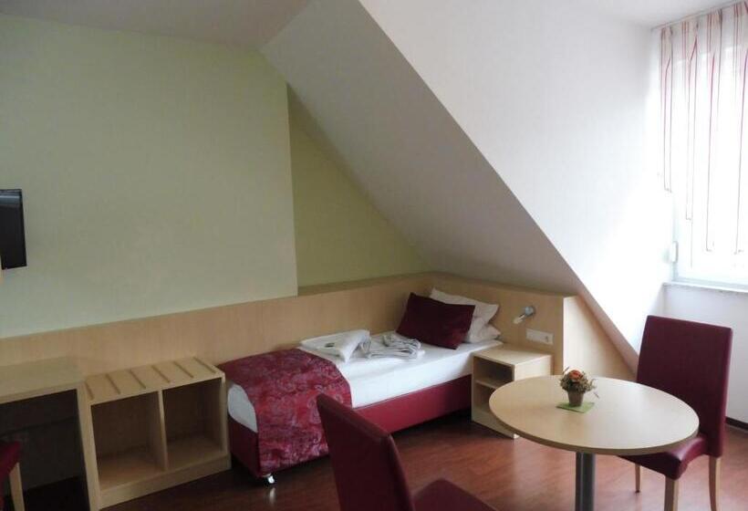 스탠다드 트리플 룸, Gasthof Zum Engel   Gästehaus