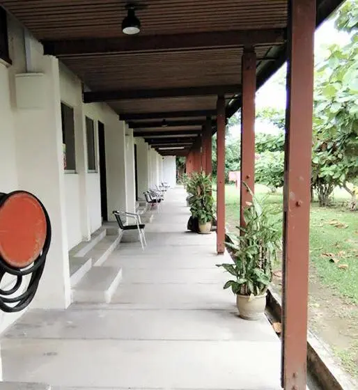 ファミリールーム, Motel Desa