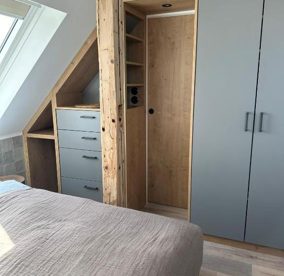 标准间, Strandhaus Wotan