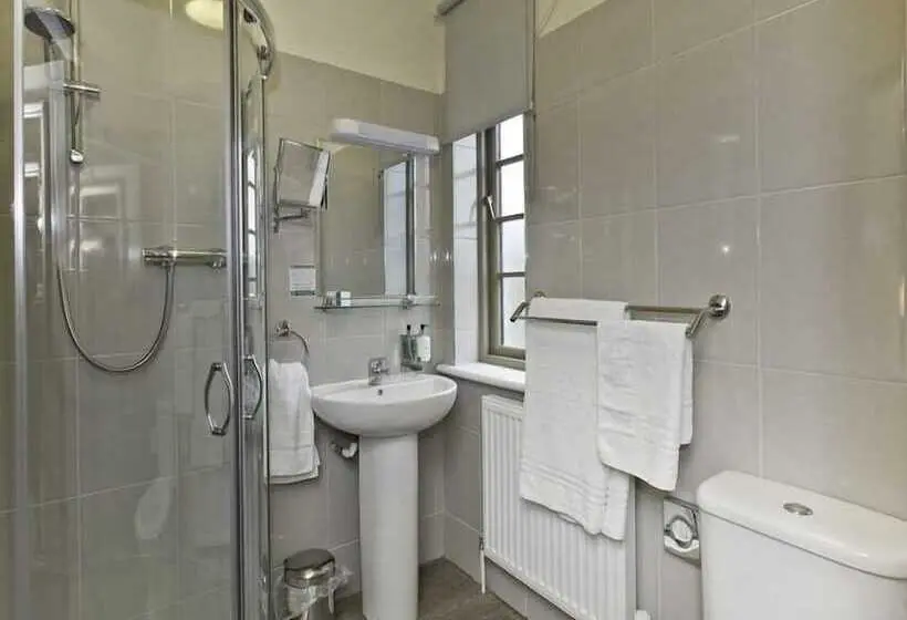 Standard Yhden Hengen Huone, The Abbey Inn