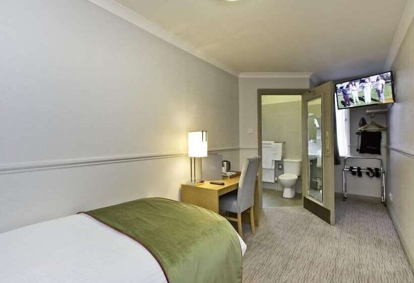 غرفة قياسية فردية, The Abbey Inn