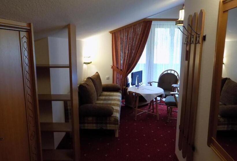 스탠다드 트리플 룸, Alpenhotel Bergzauber