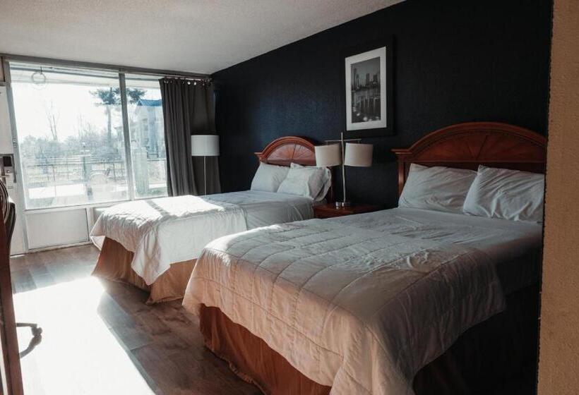 Номер Deluxe, Reidsville Inn & Suites
