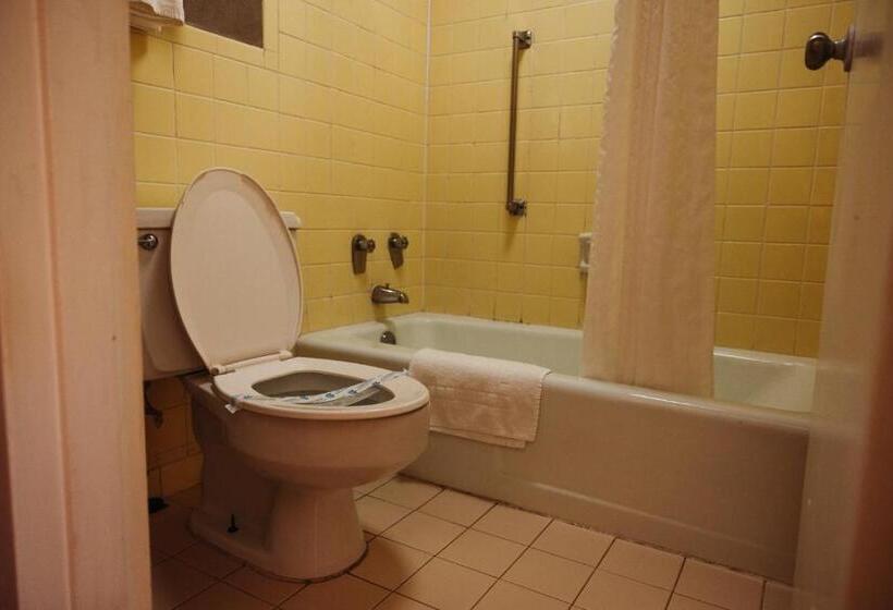 غرفة ديلوكس, Reidsville Inn & Suites