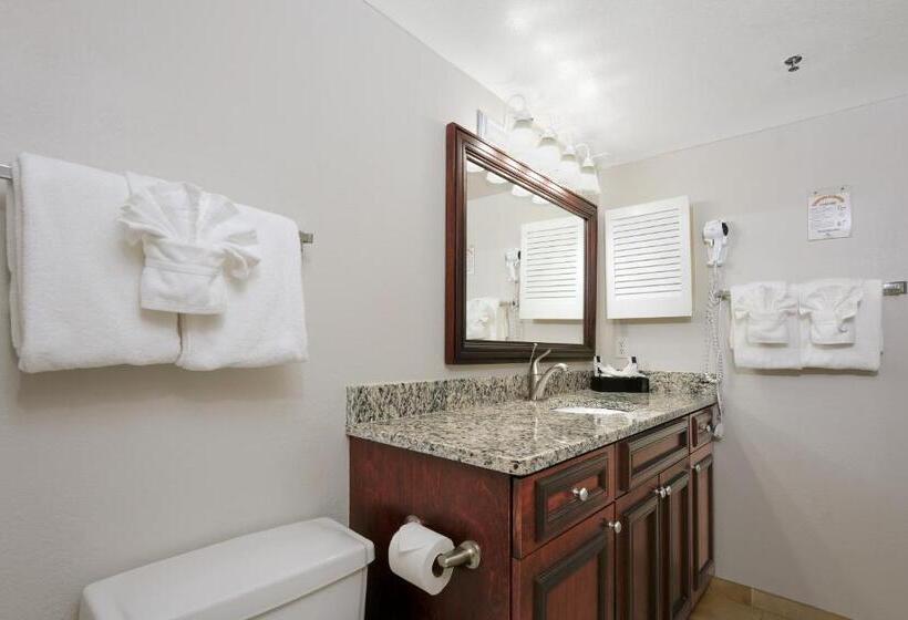2 베드룸 디럭스 스위트, Parc Corniche Condominium Suites