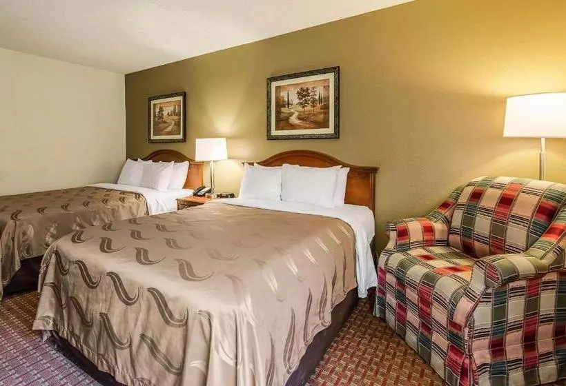 スタンダードルーム, Quality Inn & Suites Lexington Near I 64 And I 81