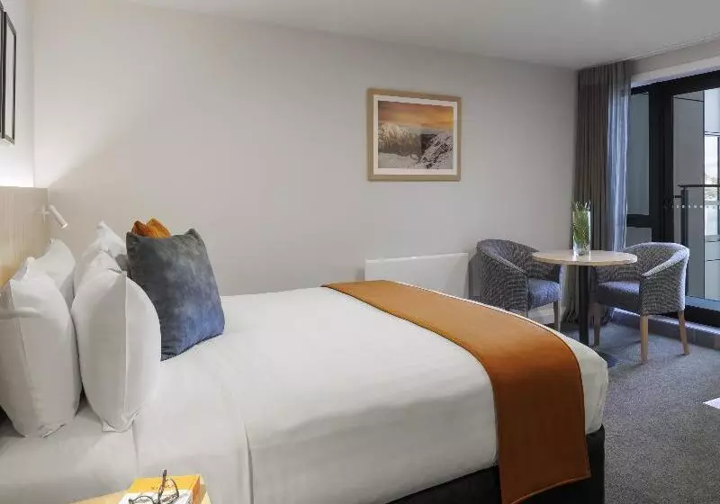 キングサイズベッドのスタンダードルーム, Ramada Hotel & Conference Center By Wyndham Lewiston