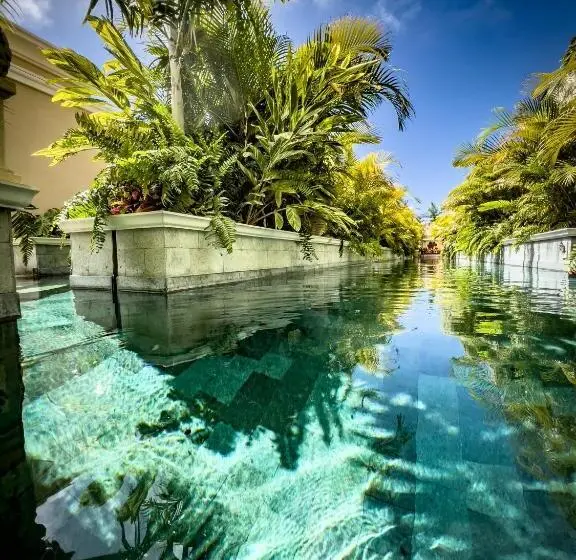 プール付き１ベッドルームヴィラ, Royal River, Luxury Hotel   Adults Only