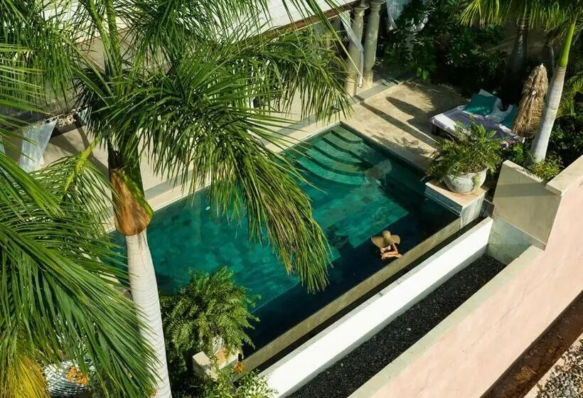 プール付３ベッドルーム　ビラ, Royal River, Luxury Hotel   Adults Only