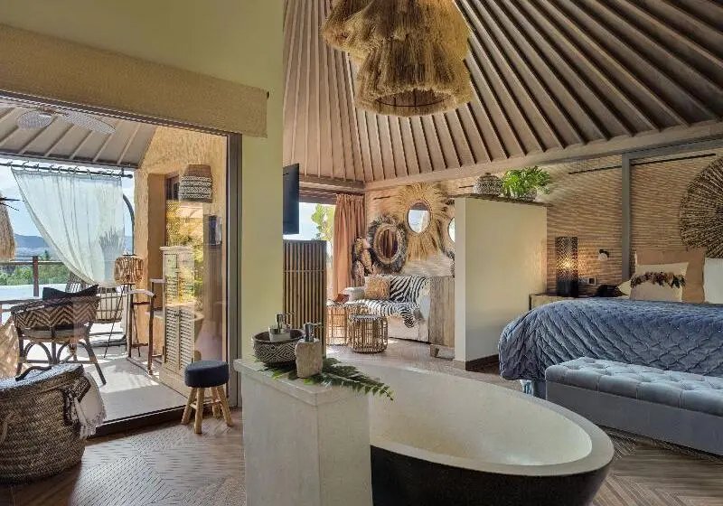 ビラホテル１ベッドルーム, Royal River, Luxury Hotel   Adults Only
