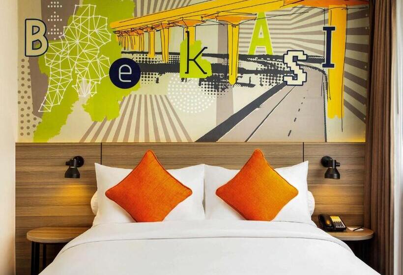 Номер Superior, Ibis Styles Bekasi Jatibening
