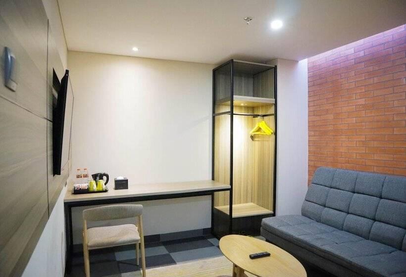 Семейный Номер, Ibis Styles Bekasi Jatibening