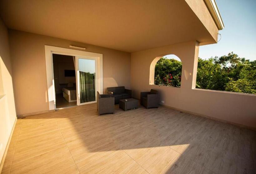 Номер Стандарт с Террасой, Michelino House