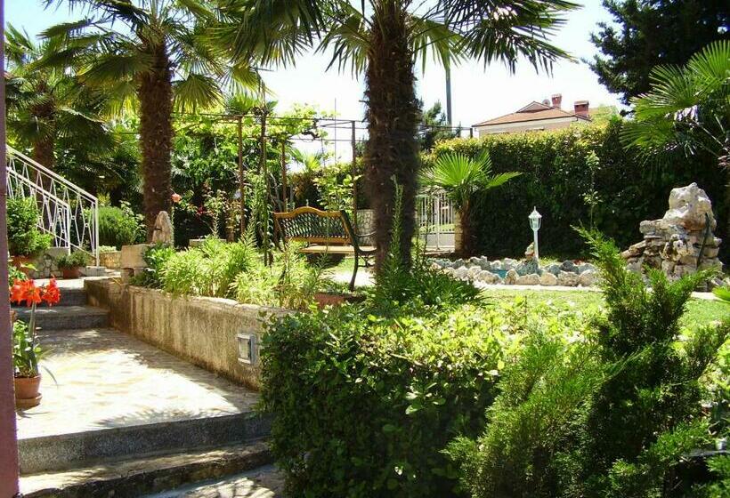 اتاق استاندارد, Apartment & Rooms Graciela