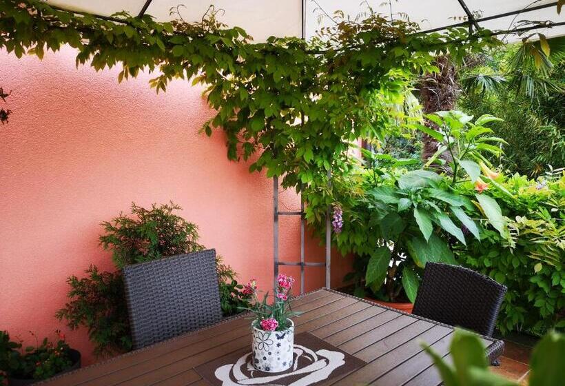 غرفة قياسية, Apartment & Rooms Graciela