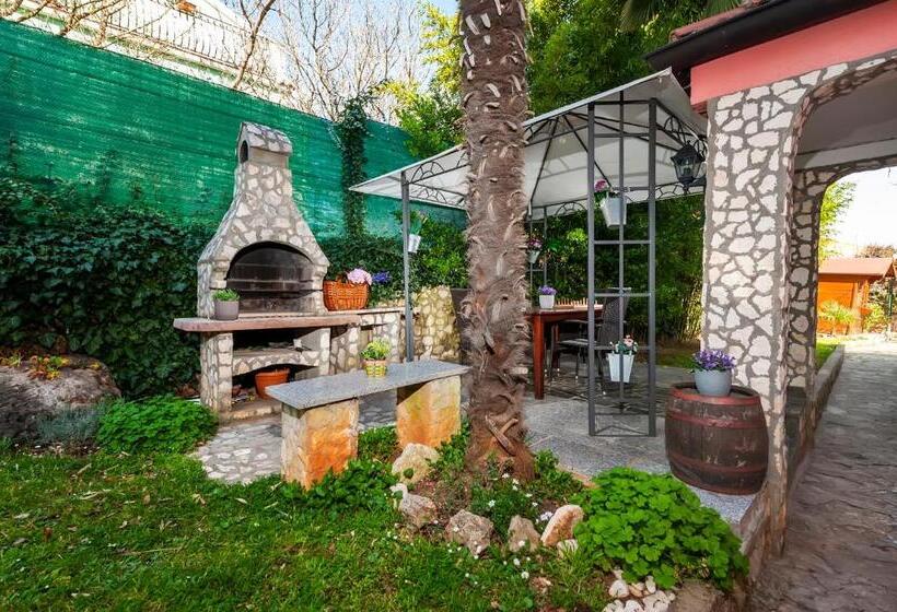 آپارتمان 2 خوابه, Apartment & Rooms Graciela