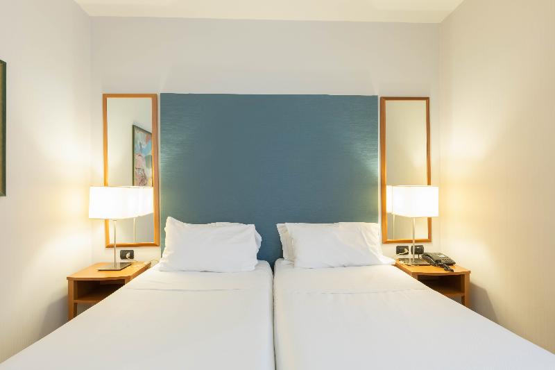 キングサイズベッドのスタンダードルーム, Baymont By Wyndham Gaylord