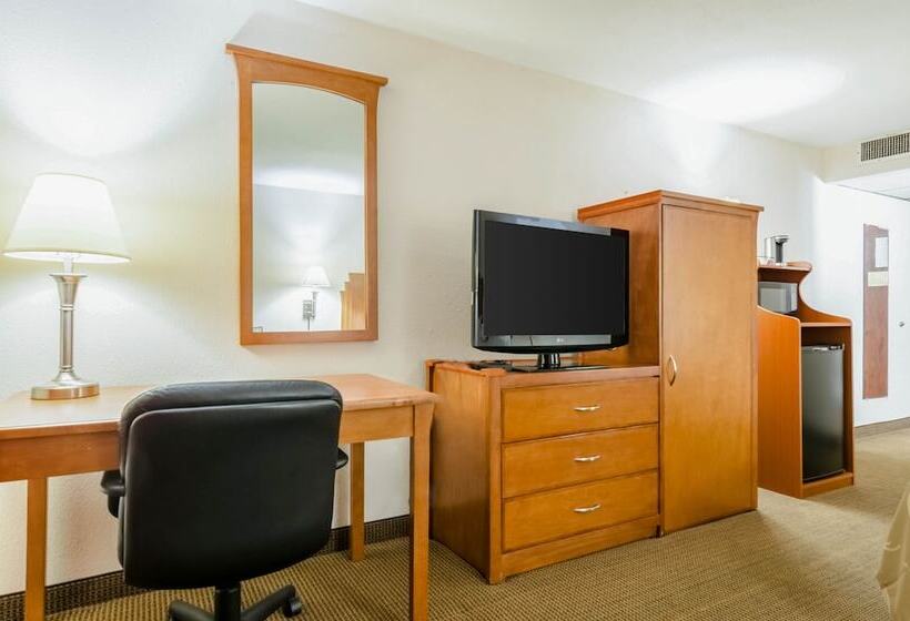 Номер Стандарт 2 Двуспальные Кровати, Quality Inn & Suites Salina