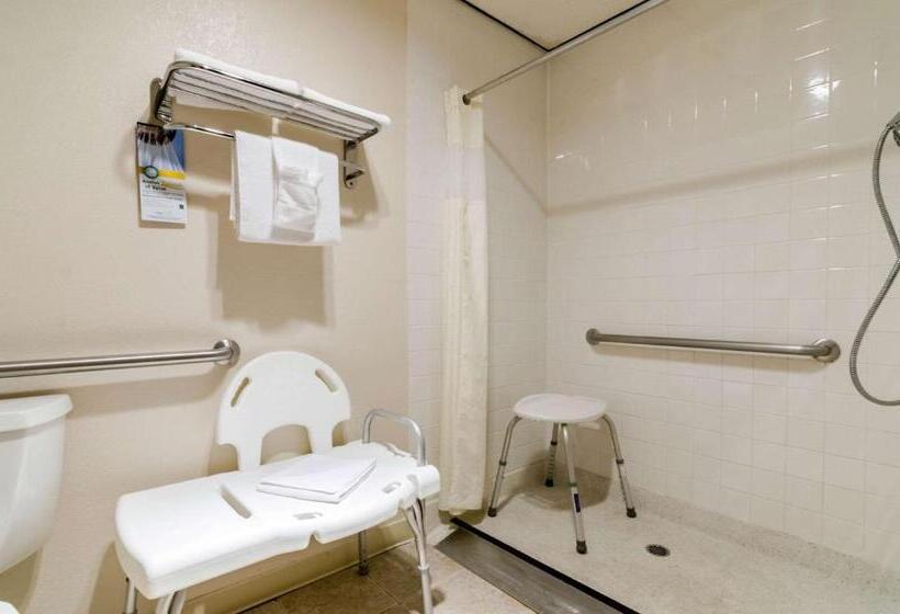 Стандартный Номер Кровать Кинг, Quality Inn & Suites Salina