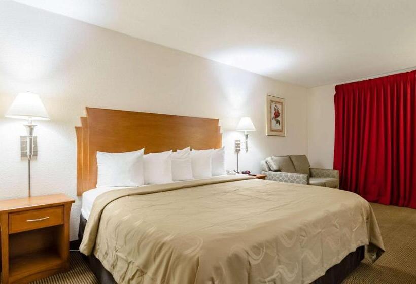 Стандартный Номер Кровать Кинг, Quality Inn & Suites Salina