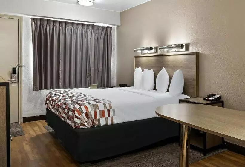 キングサイズベッドのスーペリアルーム, Red Roof Inn Cleveland  Independence