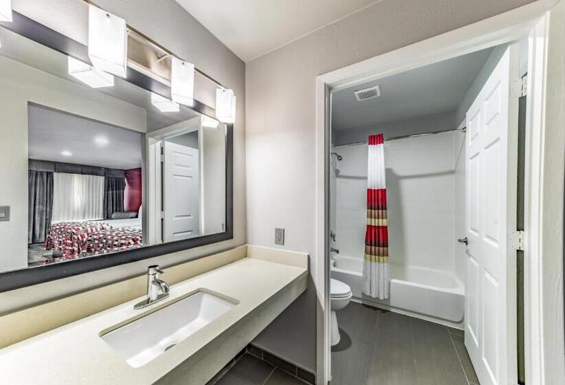 Номер Deluxe, Red Roof Inn Dallas   Mesquite Fair Park Ne