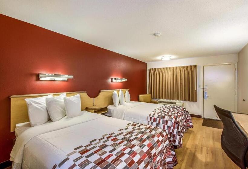 Номер Стандарт 2 Двуспальные Кровати, Red Roof Inn Detroit  Plymouth/ Canton