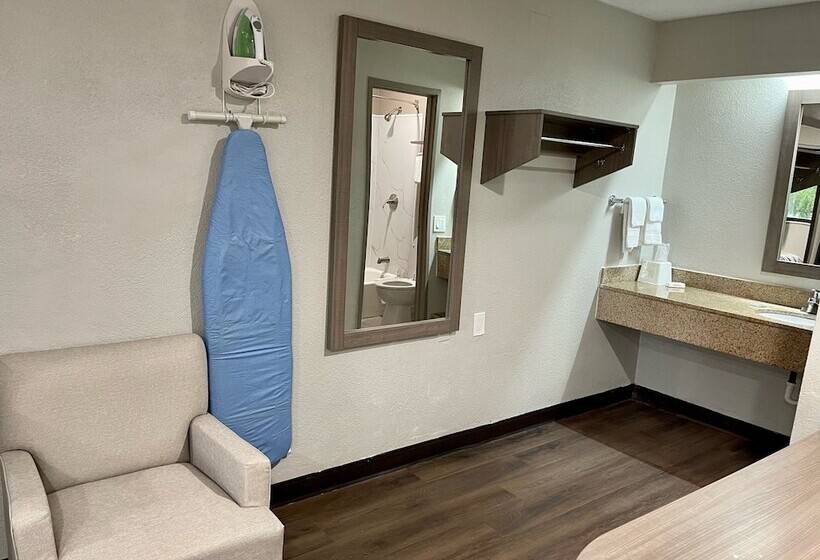 高级大房间, Red Roof Inn Lafayette, La