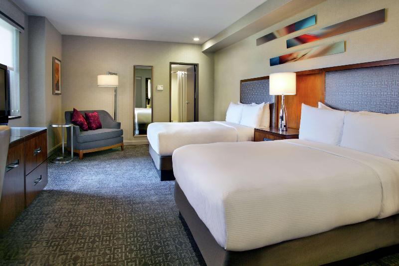 带大床的高级房间, Red Roof Inn Louisville East  Hurstbourne