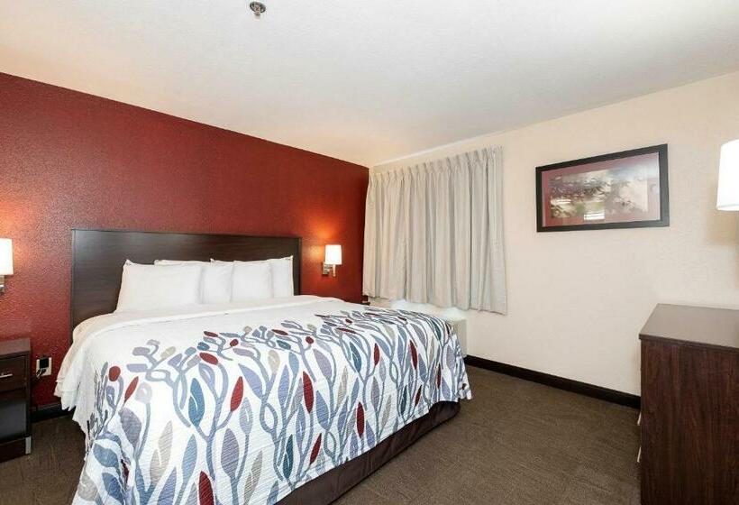 Номер Стандарт Кровать Кинг Адаптированный для Инвалидов, Red Roof Inn Raleigh Southwest  Cary