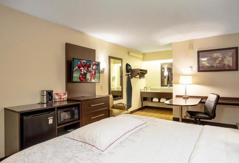 Номер Премиум, Red Roof Inn Plus+ St Louis   Forest Park/ Hampton Ave 
