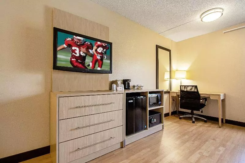 キングサイズベッドのスーペリアルーム, Red Roof Inn Plus+ West Palm Beach