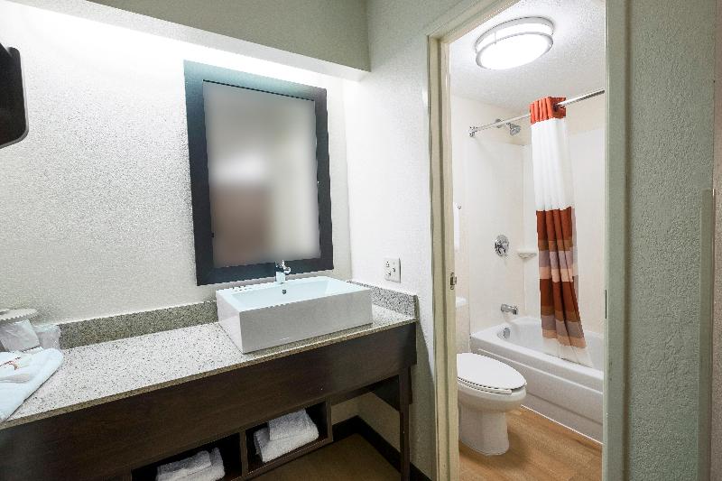 חדר פרמיום, Red Roof Inn Plus+ West Springfield