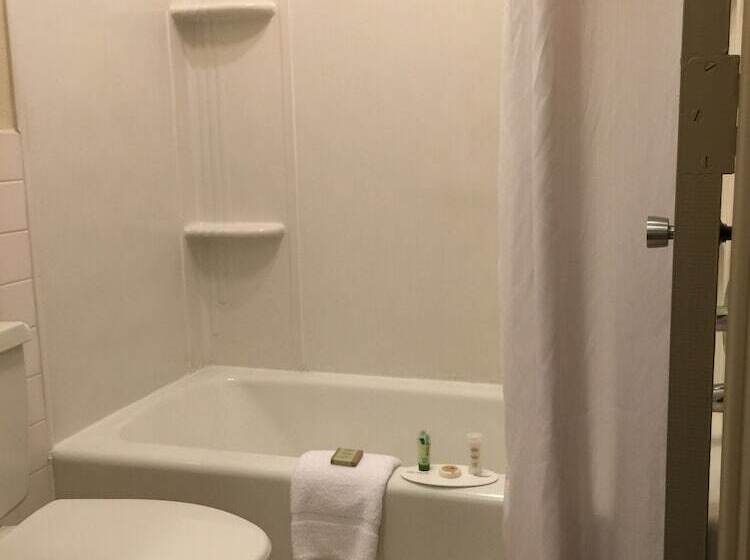 Номер Стандарт Двуспальная Кровать, Super 8 By Wyndham Junction City