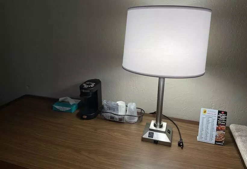 Standard-huone 2 Parivuodetta, Super 8 By Wyndham Junction City